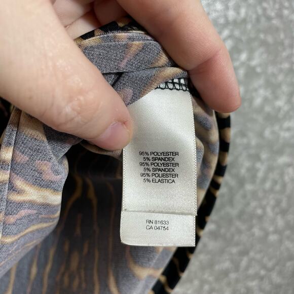 Kenneth Cole Women's Animal Print Mobwife Sleeveless Top - Size Medium - Metal - Picture 6 of 7